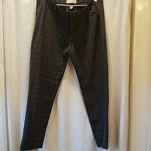 Gap cropped grey/blue striped pants